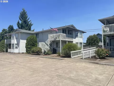 Other - 1217 R St, Springfield, OR 97477 photo 2 of 4
