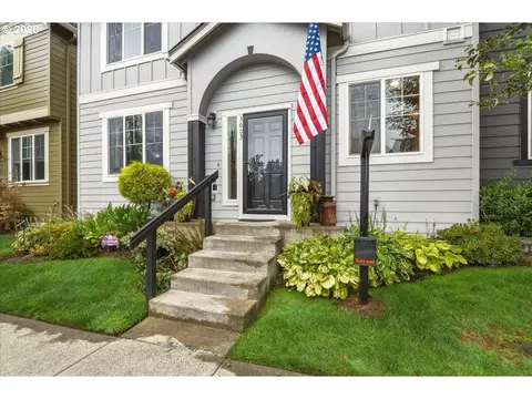 Exterior - 3603 SE 198th Ave, Camas, WA 98607 photo 2 of 8