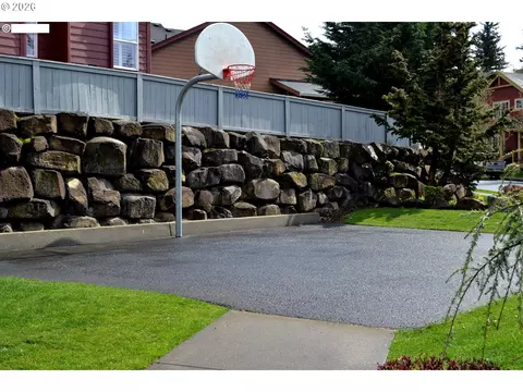 Exterior - 3603 SE 198th Ave, Camas, WA 98607 photo 7 of 8