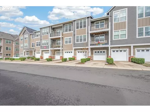 16401 NW Chadwick Way #108, Portland, OR 97229