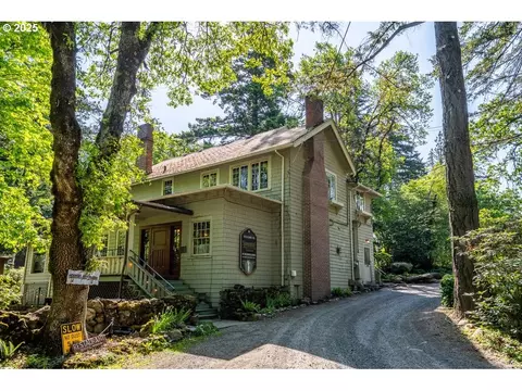 3405 Wine Country Ave, Hood River, OR 97031