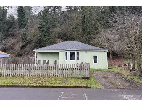 870 Kelly Blvd, Springfield, OR 97477