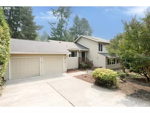 14584 Rainbow Dr, Lake Oswego, OR 97035