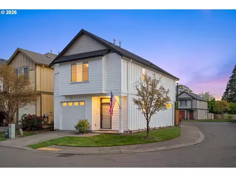 17474 SE Reserve Loop, Milwaukie, OR 97267