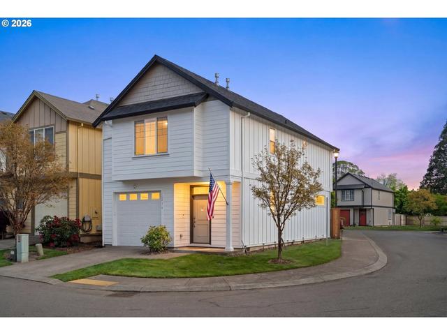17474 SE Reserve Loop, Milwaukie, OR 97267