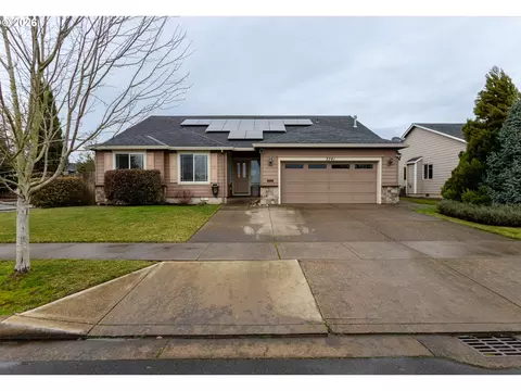 3341 Linfield Ave, Woodburn, OR 97071
