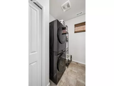 Other - 2769 V St, Springfield, OR 97477 photo 7 of 7