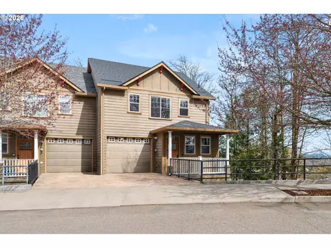 4936 SW Slavin Rd, Portland, OR 97239