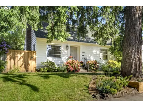 6914 N Portsmouth Ave, Portland, OR 97203
