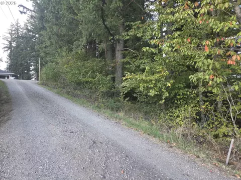 Hattan Rd, Oregon City, OR 97045
