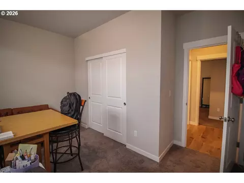 Bedroom - 1683 S Quartz Dr, Cornelius, OR 97113 photo 3 of 5