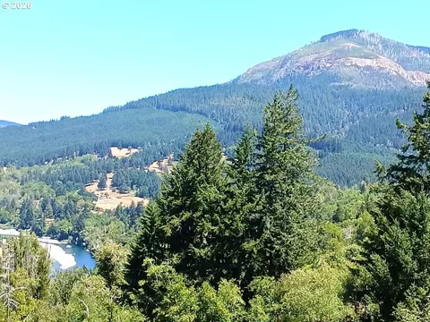 99608 S Bank Chetco Rd, Brookings, OR 97415
