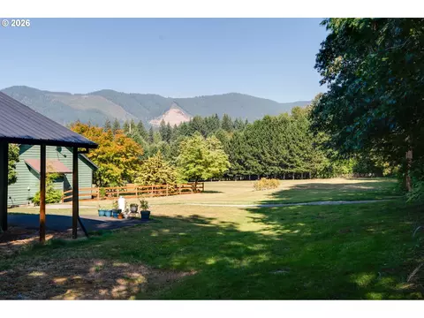 Exterior - 61216 E Highway 26, Sandy, OR 97055 photo 7 of 11