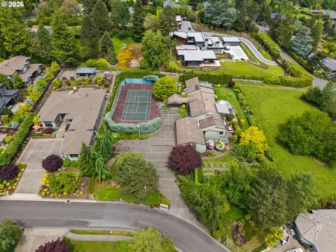 View/Area - 13237 Knaus Rd, Lake Oswego, OR 97034 photo 3 of 3