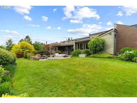 Exterior - 13237 Knaus Rd, Lake Oswego, OR 97034 photo 6 of 10