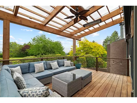 Exterior - 13237 Knaus Rd, Lake Oswego, OR 97034 photo 2 of 10