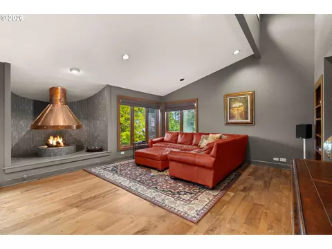 Living - 13237 Knaus Rd, Lake Oswego, OR 97034 photo 2 of 3