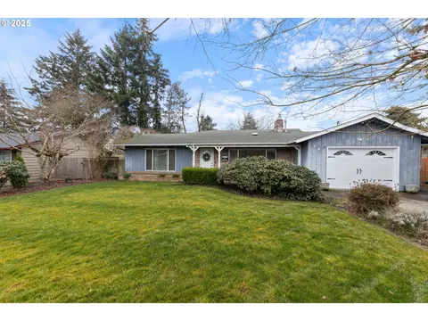 1301 N Hadley Rd, Newberg, OR 97132