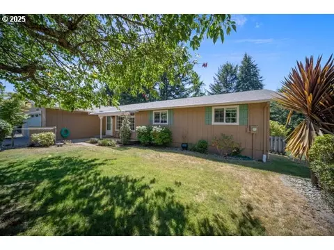 1112 Ranch Rd, Reedsport, OR 97467