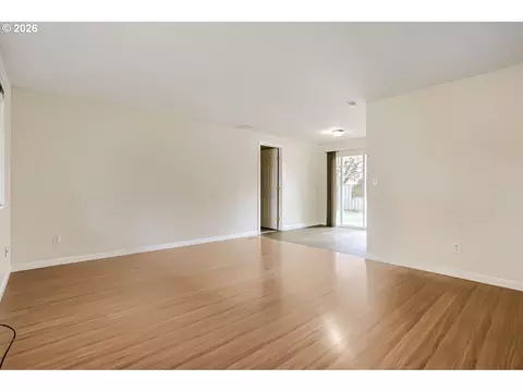 Living - 1675 NE Juniper Ave, Gresham, OR 97030 photo 1 of 4
