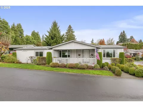 5701 NE St Johns Rd #58, Vancouver, WA 98661