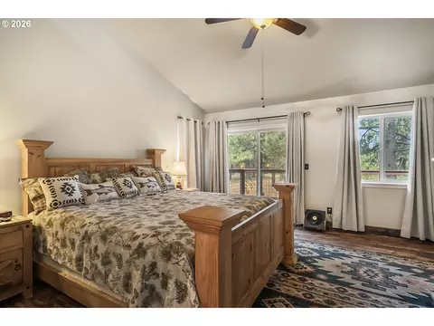 15730 Jackpine Rd, La Pine, OR 97739 photo 25