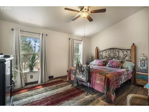 15730 Jackpine Rd, La Pine, OR 97739 photo 24