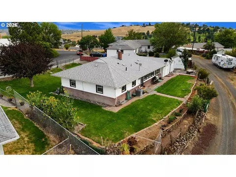 View/Area - 1721 SW Hailey Ln, Pendleton, OR 97801 photo 2 of 4