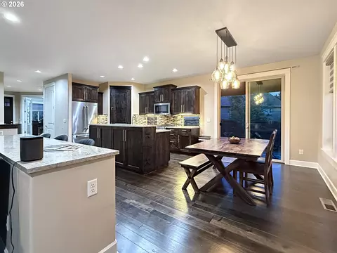 Kitchen - 61072 Manhae Loop, Bend, OR 97702 photo 4 of 4