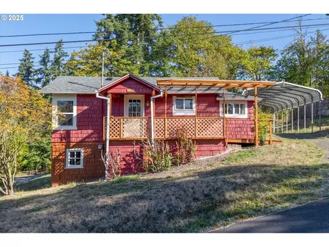 210 Fox St, Rainier, OR 97048