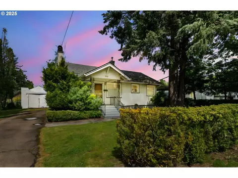 5617 SE Rural St, Portland, OR 97206