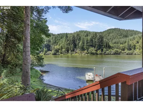 1547 N Tenmile Lk, Lakeside, OR 97449 photo 8