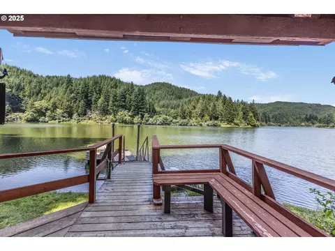 1547 N Tenmile Lk, Lakeside, OR 97449 photo 9