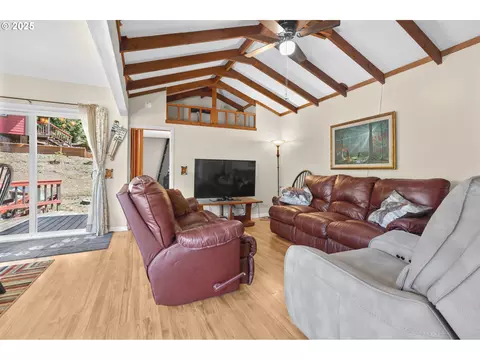 1547 N Tenmile Lk, Lakeside, OR 97449 photo 19