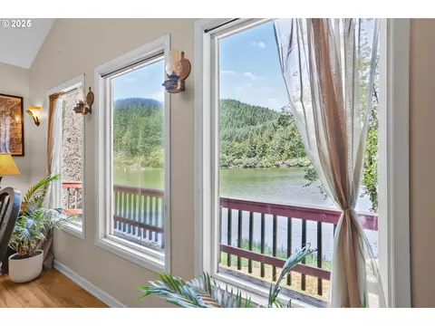 1547 N Tenmile Lk, Lakeside, OR 97449 photo 22