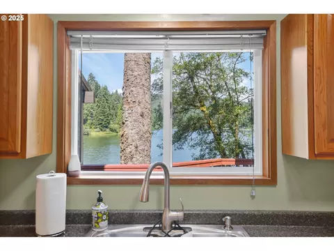 1547 N Tenmile Lk, Lakeside, OR 97449 photo 25
