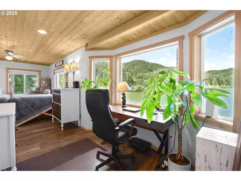 1547 N Tenmile Lk, Lakeside, OR 97449 photo 38