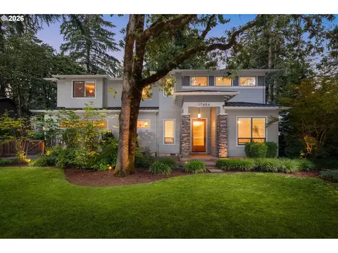 17484 Bryant Rd, Lake Oswego, OR 97035
