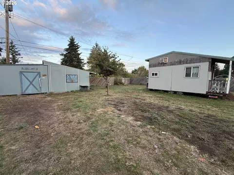 Exterior - Undisclosed, Eugene, OR 97404 photo 9 of 14