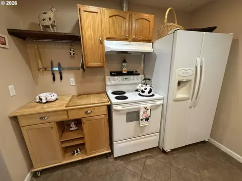 Kitchen - Undisclosed, Eugene, OR 97404 photo 4 of 4