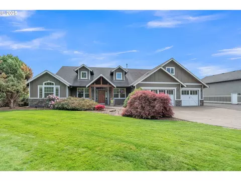 26250 S Milk Creek Cir, Mulino, OR 97042