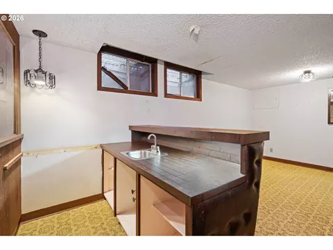 Other - 21525 SE Oak St, Gresham, OR 97030 photo 6 of 8