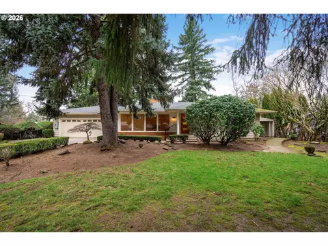 21525 SE Oak St, Gresham, OR 97030