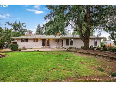 Exterior - 21525 SE Oak St, Gresham, OR 97030 photo 10 of 13