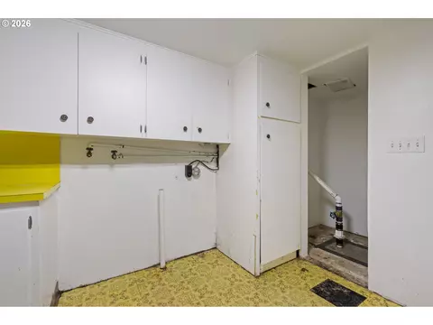 Other - 21525 SE Oak St, Gresham, OR 97030 photo 7 of 8