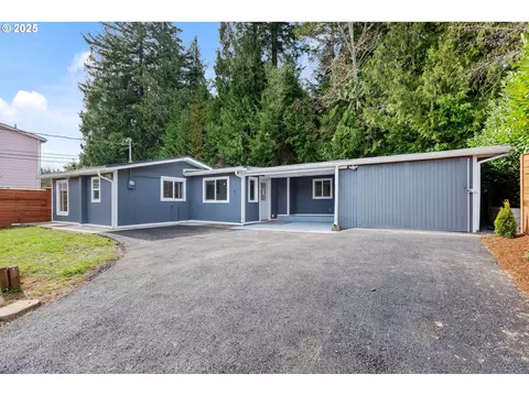 1751 S 19th St, Coos Bay, OR 97420