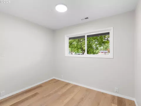 300 SE Morlan Ave, Gresham, OR 97080 photo 11
