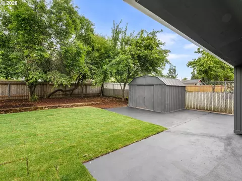 300 SE Morlan Ave, Gresham, OR 97080 photo 14