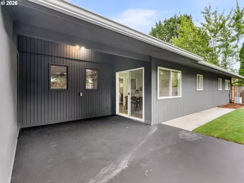 300 SE Morlan Ave, Gresham, OR 97080 photo 12