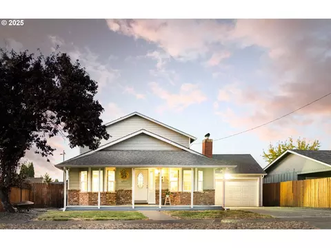 551 W B St, Lebanon, OR 97355